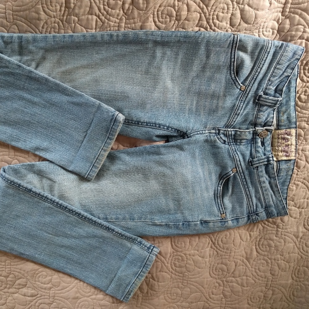 American Rag CIE faded straight/skinny jean sz1